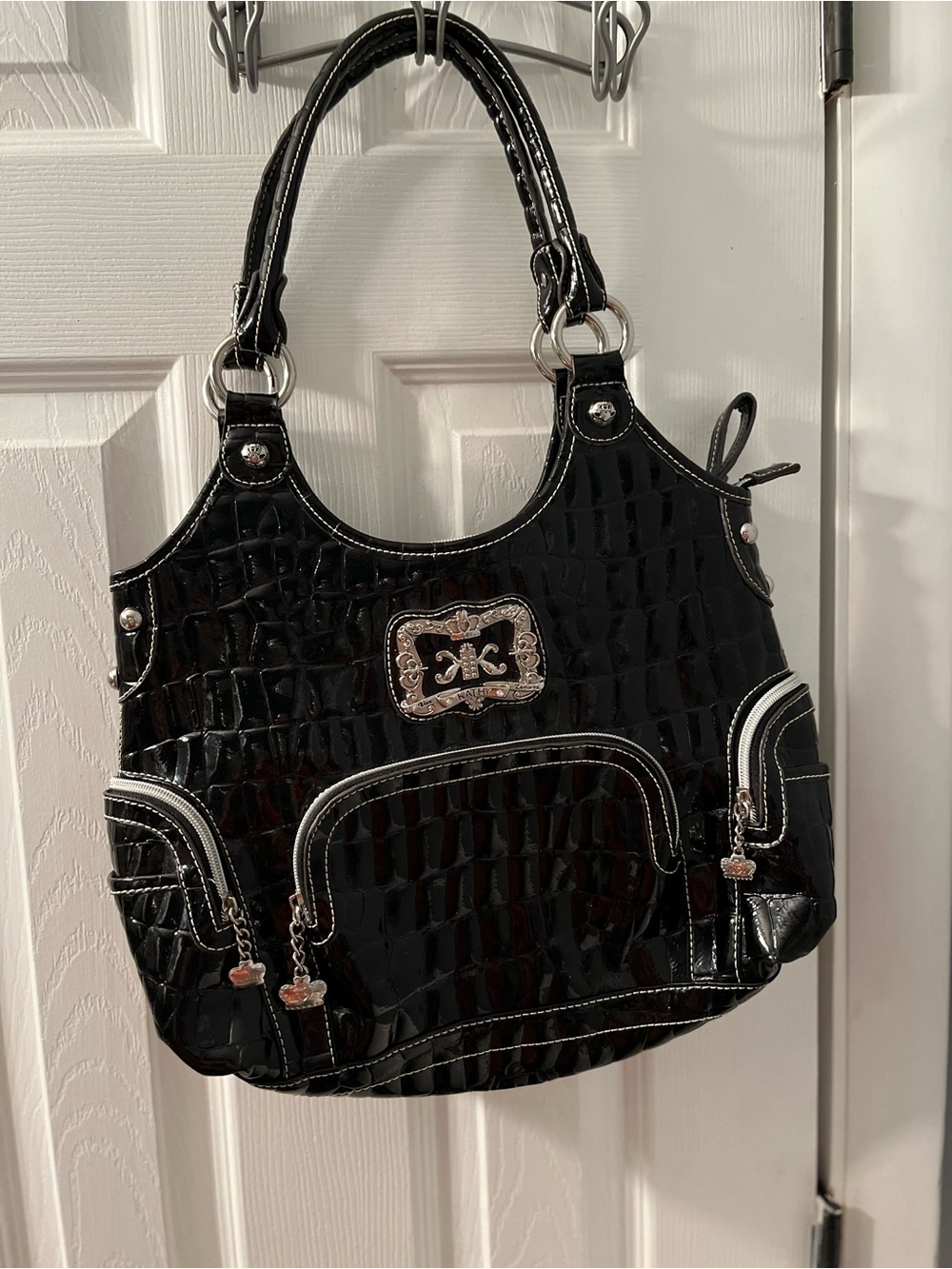 Kathy Van Zeeland Black Patent Croc-Embossed Tote with Silver Emblem like new